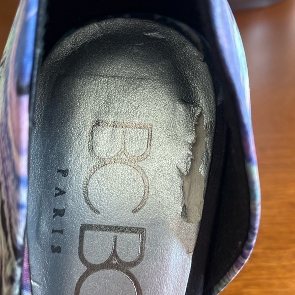 BCBG Peacock heels - Picture 3 of 15